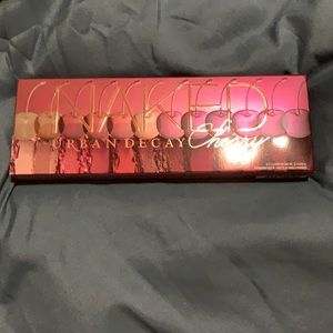 Urban Decay Naked Cherry Palette
